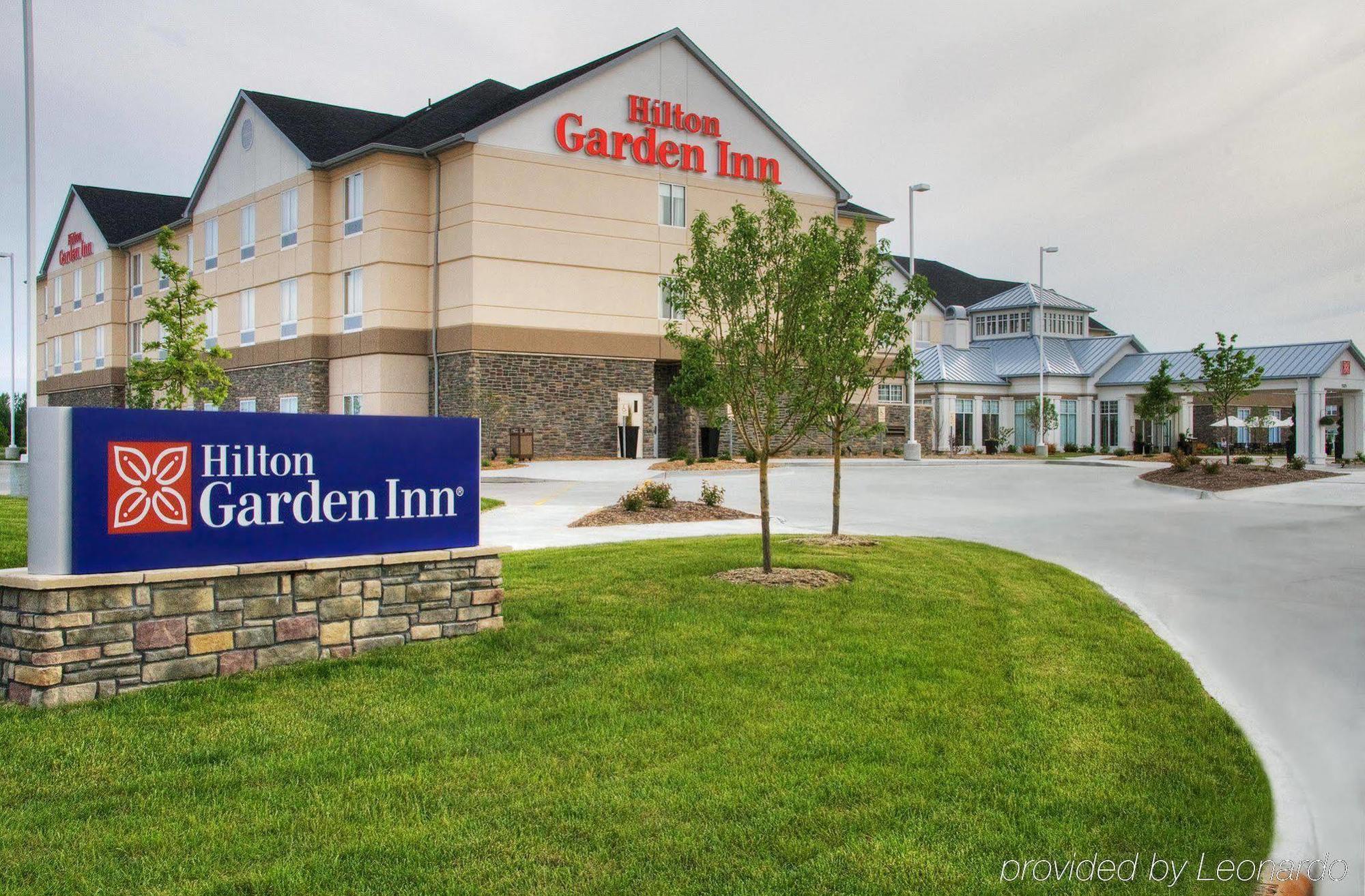 Hilton Garden Inn Ames Exterior photo